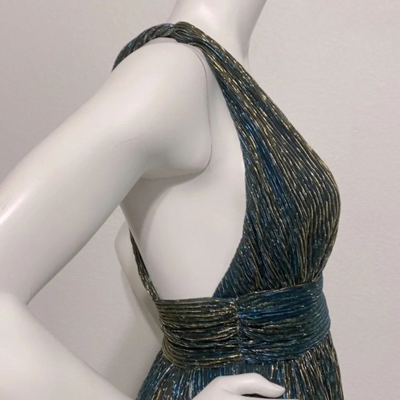 Lulu’s Ailey Gold and Teal Metallic Plunge Skater Dress Size Small - Picture 10 of 12